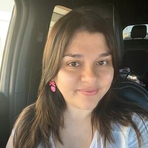 Meet your Posher, Ashley